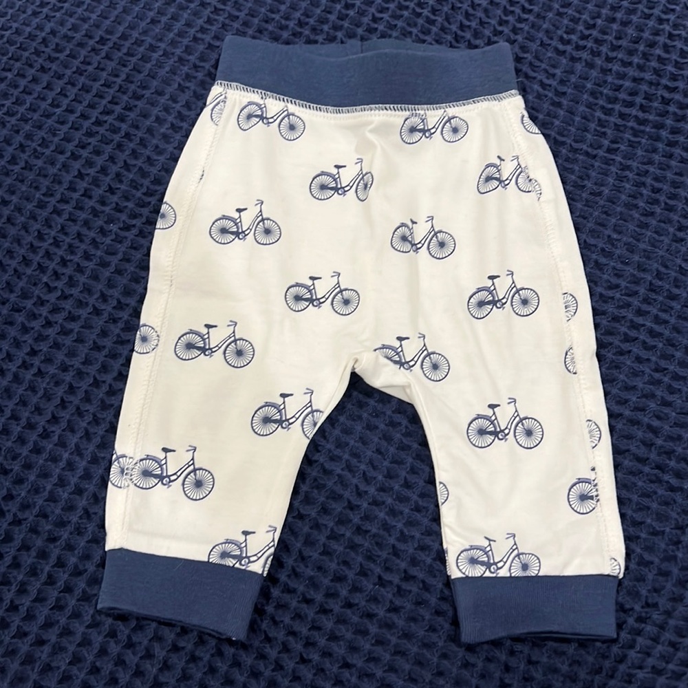NWOT Monica + Andy bicycle pants